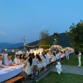 Evento in riva al lago